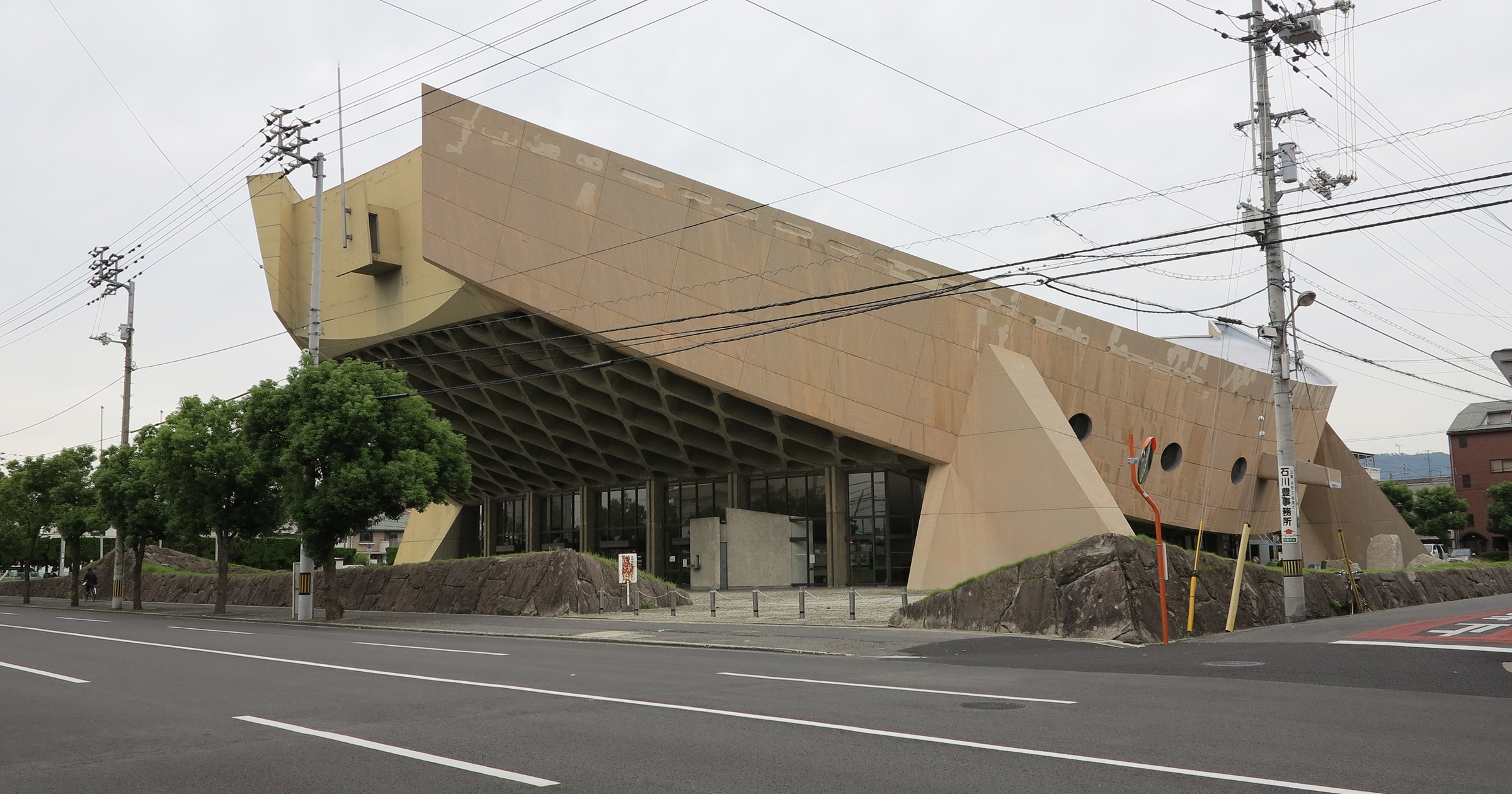 香川県立体育館 | 日本建築めぐり | 建築パース.com