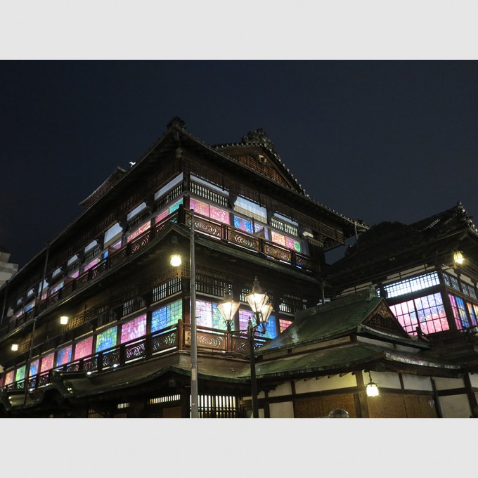 dogo-onsen-main-building02